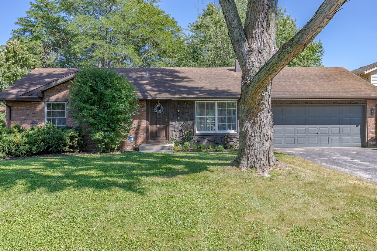 Primary Photo - 14025 Whirlaway Ct