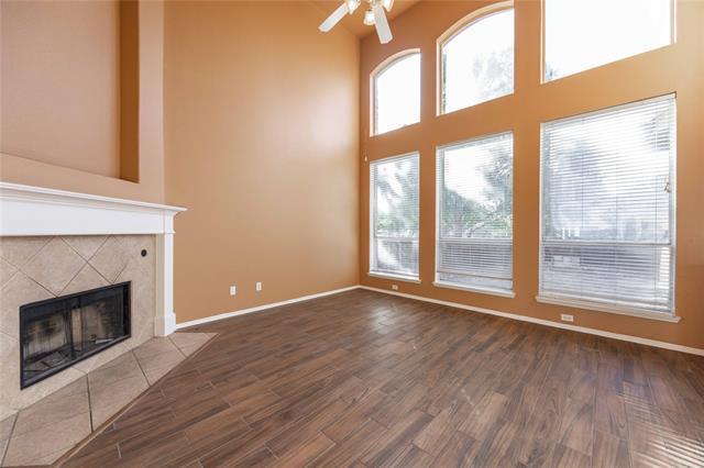 Foto del edificio - 9201 Hunter Chase Dr