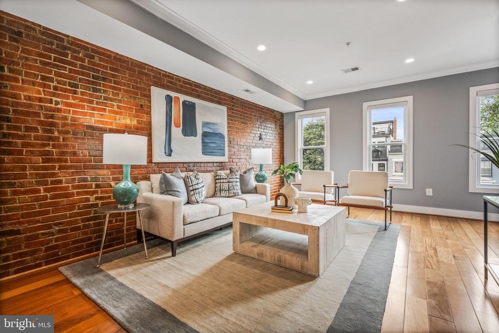 Foto principal - 3614 13th St NW