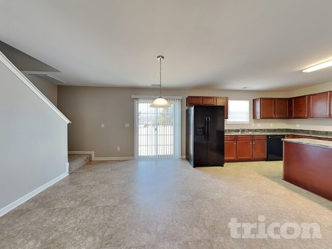 Building Photo - 4976 Mt Hope Dr