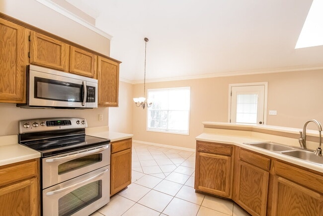 Foto del edificio - 6688 Millgrove Park Dr