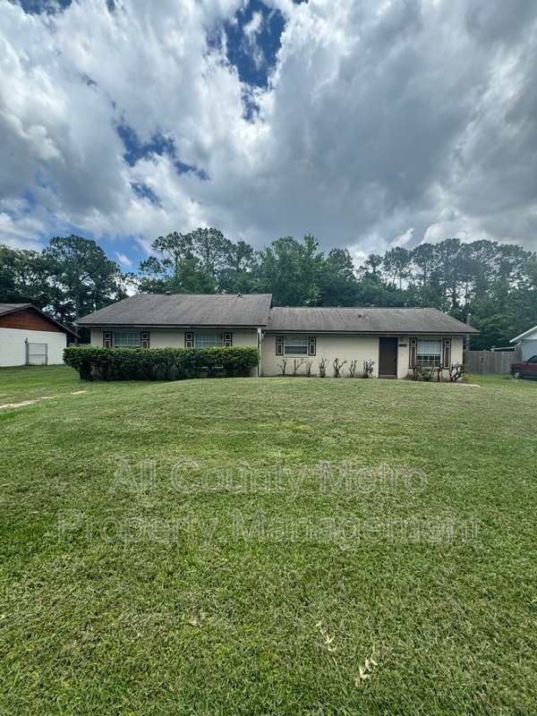 Building Photo - 1851 Bonneville Drive