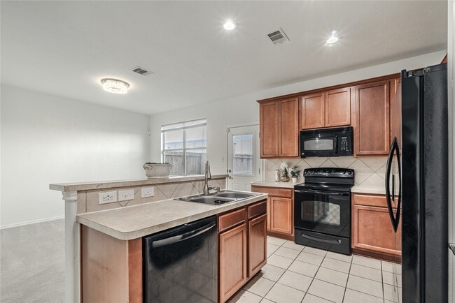 Building Photo - 2714 Maybrook Hollow Ln