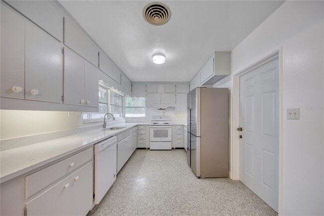 Foto del edificio - 106 15th St