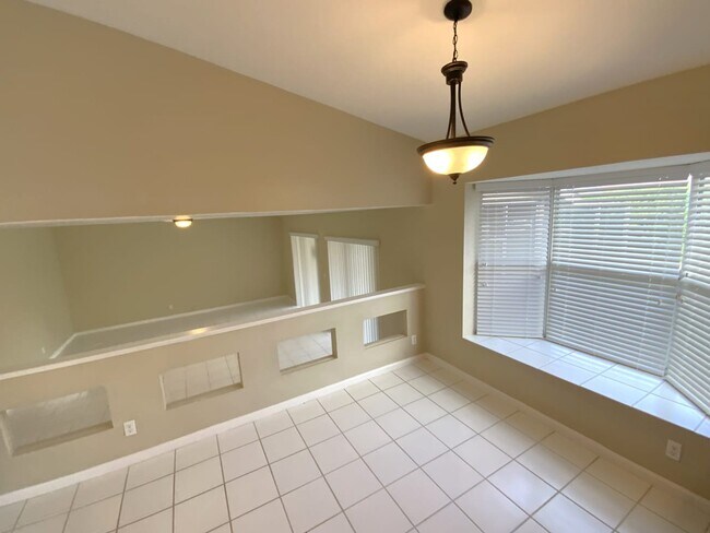Building Photo - 18152 Blue Lake Way