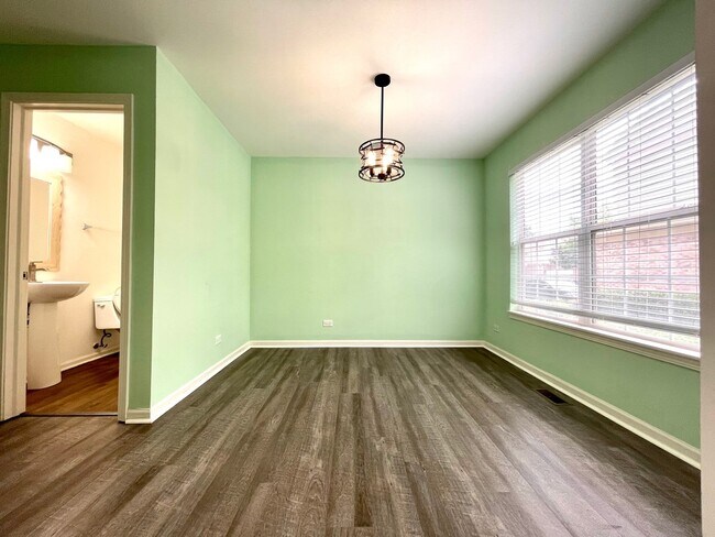 Foto del edificio - 54 Egg Harbour Ct