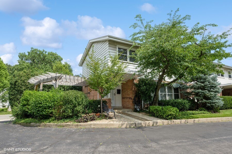 Primary Photo - 1408 Wilmette Ave