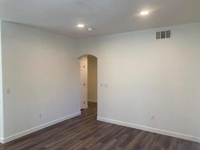 Foto del edificio - GATED, PRIVATE SUMMERLIN RETREAT!!