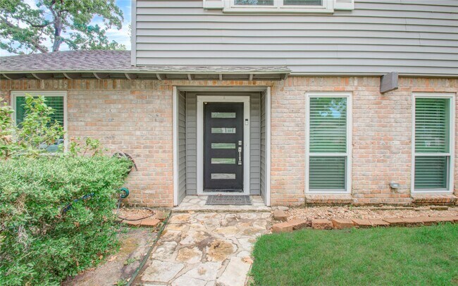 Foto del edificio - 14611 Bramblewood Dr