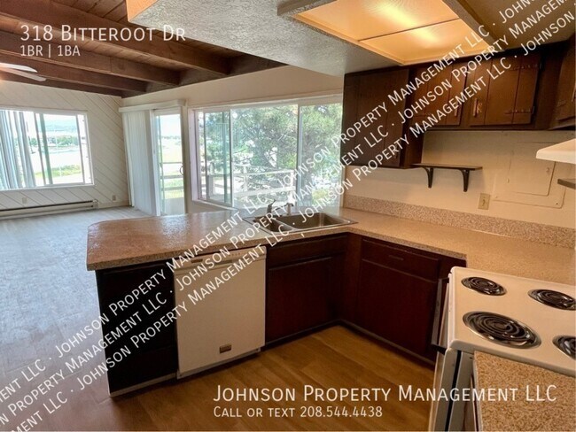 Foto del edificio - 318 Bitteroot Dr