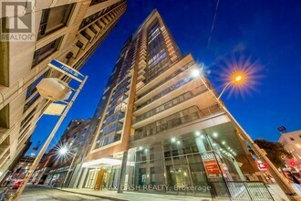 Building Photo - 8 Mercer St