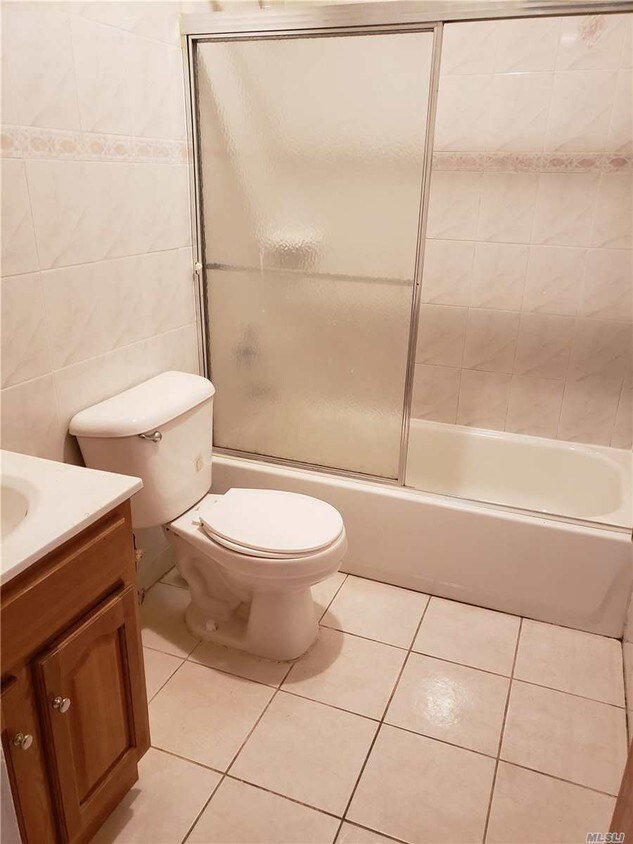 Foto del edificio - 57-02-226 226th St