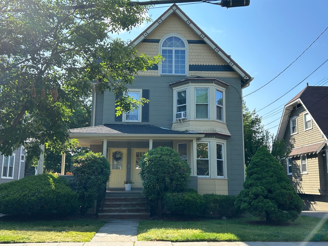 Foto principal - 209 Ashland Ave