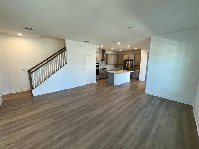 Foto del edificio - 2432 Celebration Blvd