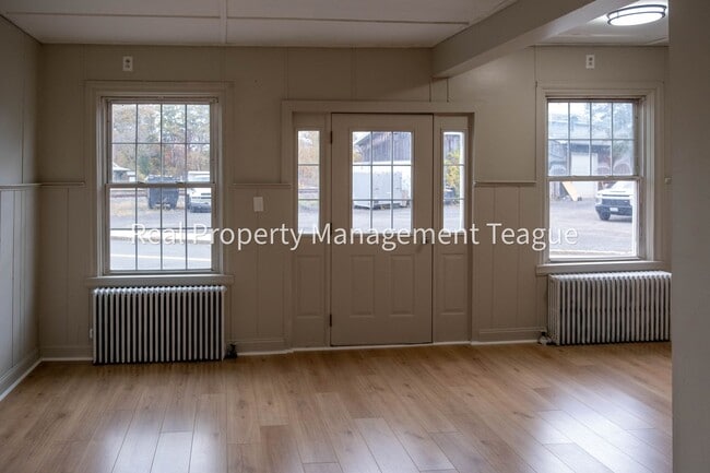 Foto del edificio - 1 S Main St