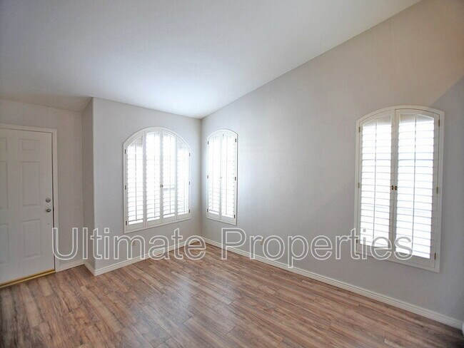 Photo - 7439 W Via Del Sol Dr House