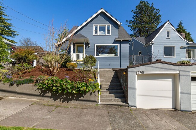 Building Photo - Remodeled Sunset Hill Home in Prime Ballar...