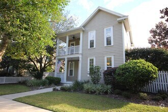 Building Photo - 417 SW 129th Terrace