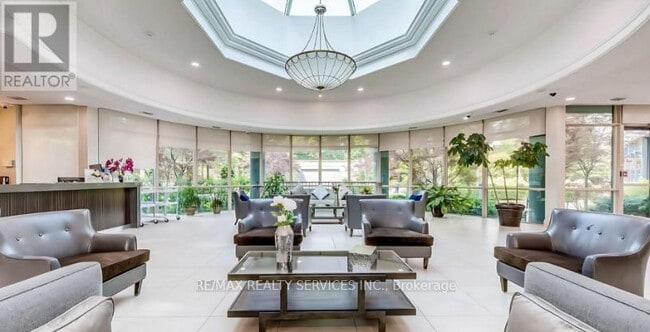 Building Photo - 28 Harrison Garden Blvd