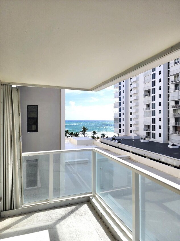 Primary Photo - 1000 S Ocean Blvd