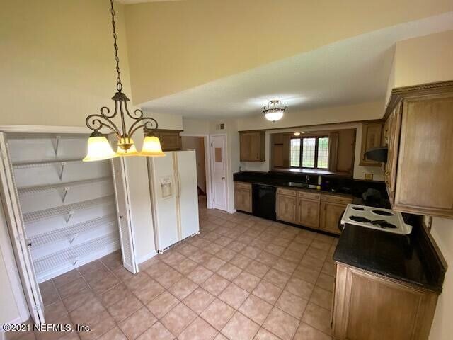 Foto del edificio - 4416 Peppermill Pl