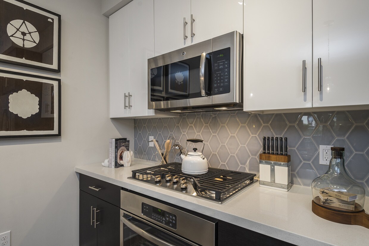 Broadstone Roosevelt Row Apartments Phoenix, AZ