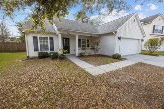 Building Photo - 5067 Thornton Dr
