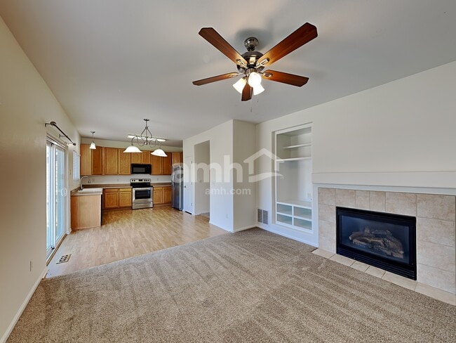 Building Photo - 838 Descendant Drive