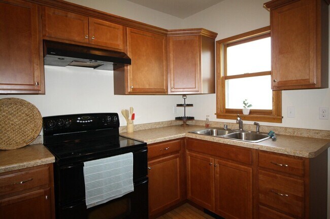 Foto del edificio - Furnished Two Bedroom House