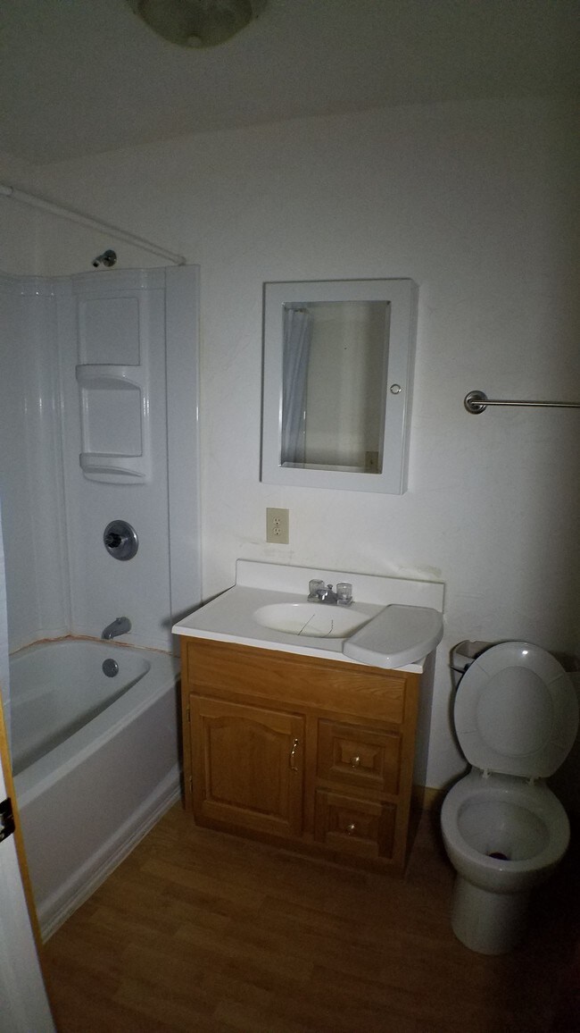 Ejemplo de baño - Streamside Inn