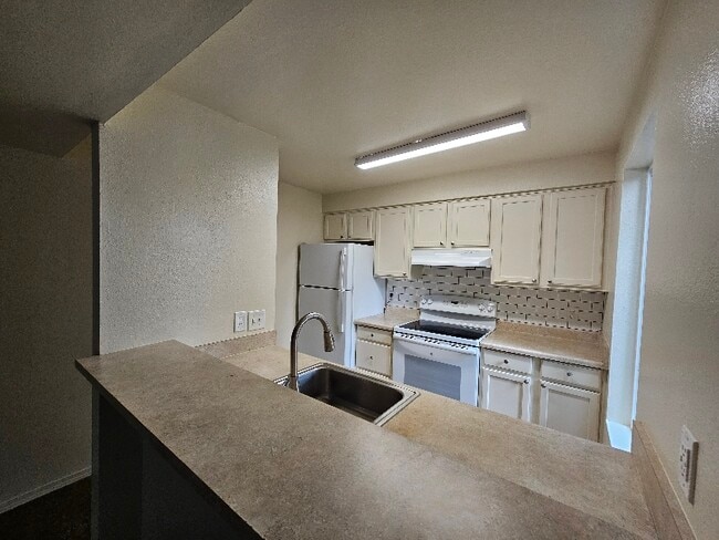 Foto del edificio - 13716 15th Ave NE