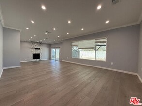 Building Photo - 11243 Lull St