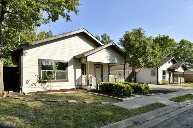 Foto del edificio - 814 N Kentucky St