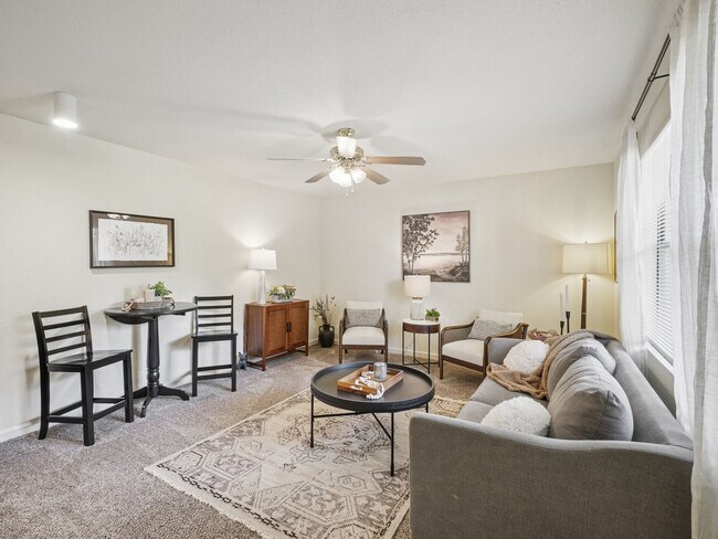 Foto del edificio - Woodlake Downs