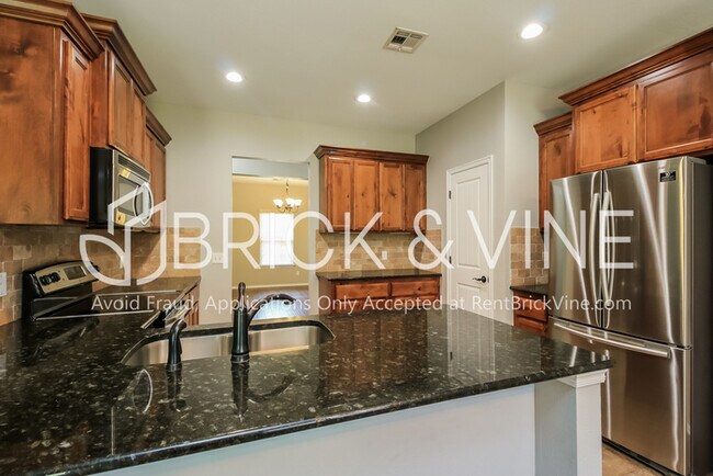 Building Photo - 8624 Mallard Lane