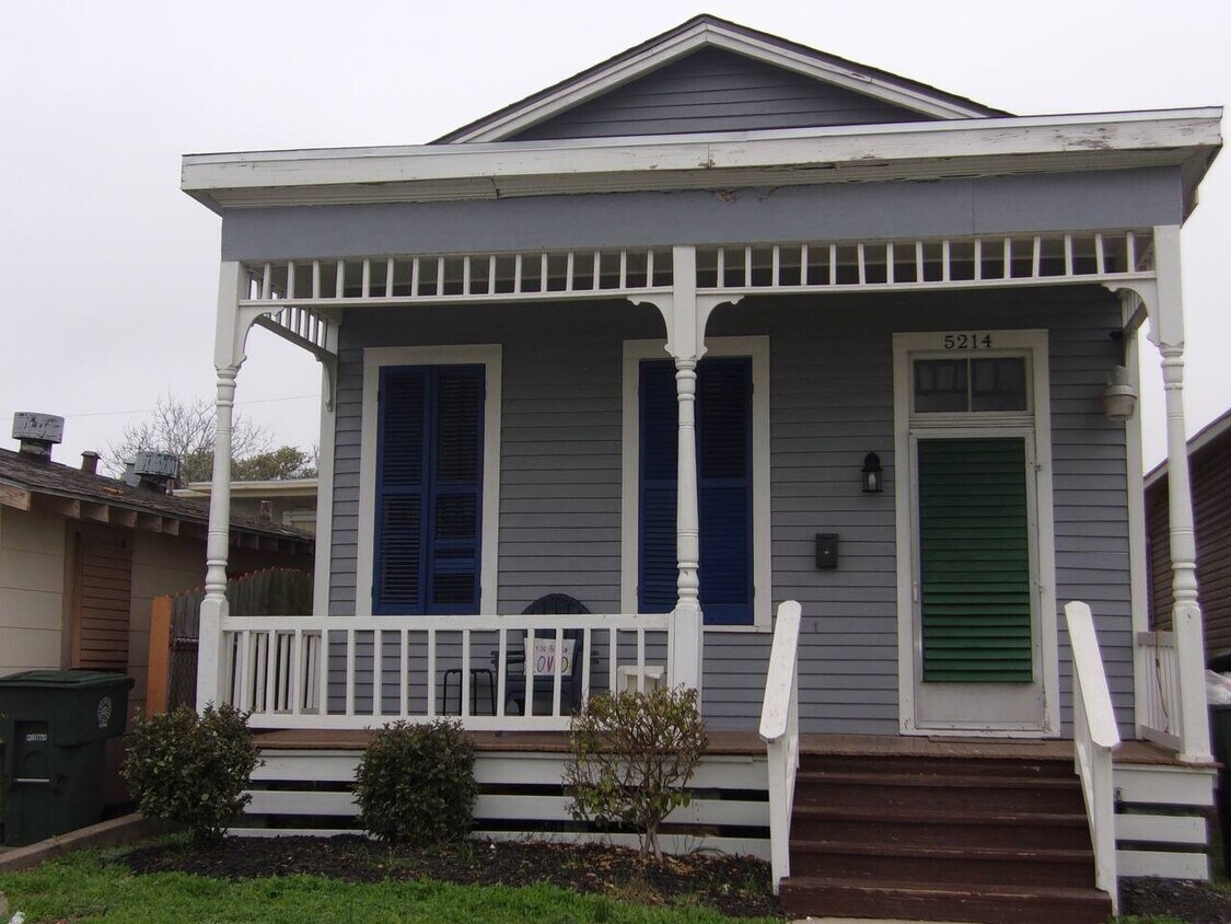 Primary Photo - 5214 Avenue R