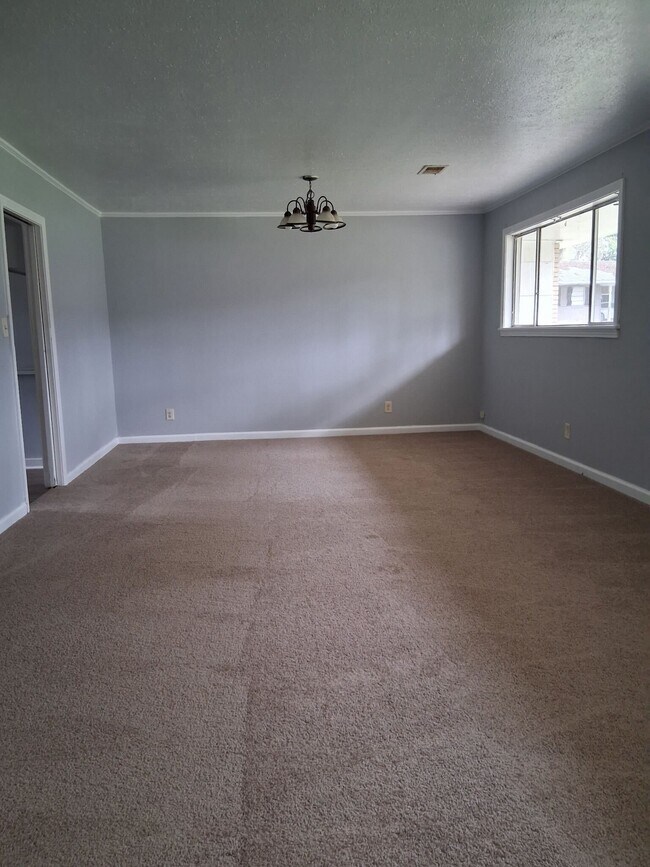 Foto del edificio - 1933 Wisteria Dr