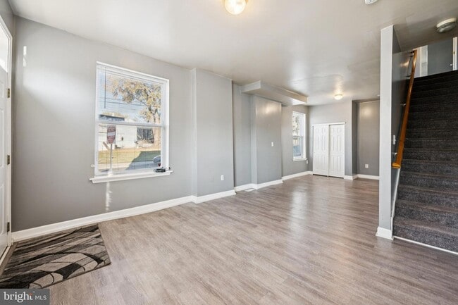 Photo - 138 N King St Townhome