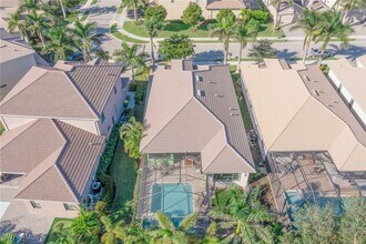 Building Photo - 1630 Serrano Cir