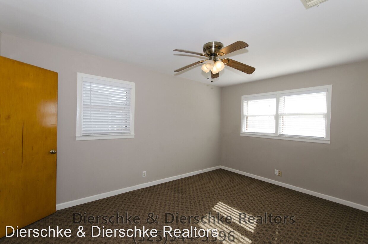Primary Photo - 3 br, 1 bath House - 130 Windham