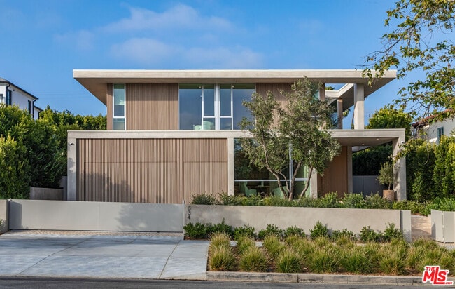 Building Photo - 634 Moreno Ave
