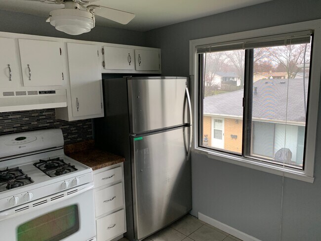 Building Photo - 1108 Quanset Ct