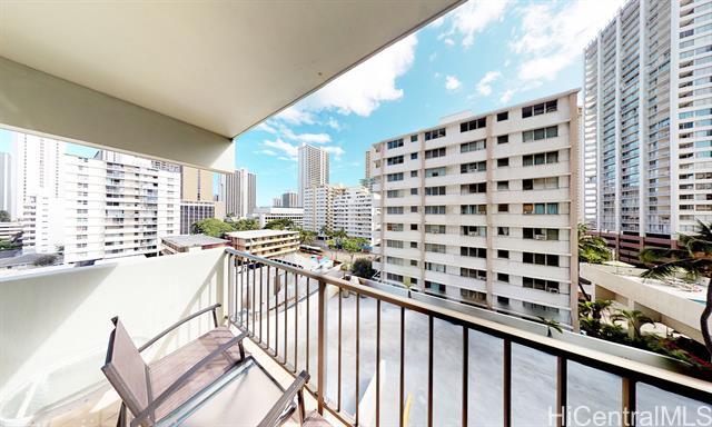 Building Photo - 2440 Kuhio Ave.