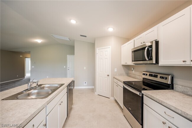 Foto del edificio - 2910 57th St W