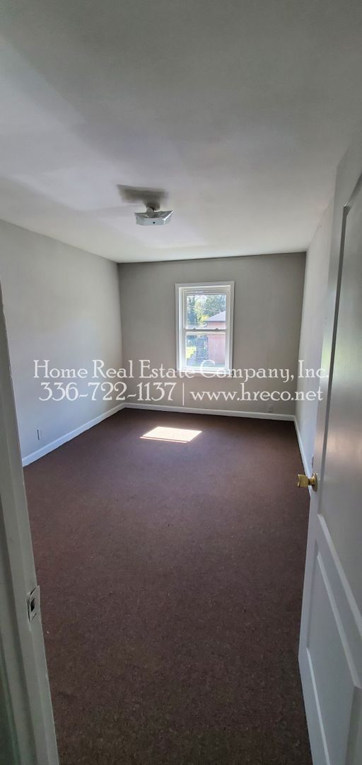 Photo - 2336 N Cherry St Apartment