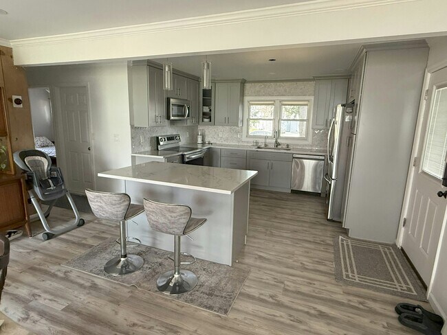 Foto del edificio - 168 Red Maple Dr E