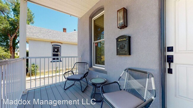 Foto del edificio - 518 Edith Blvd SE