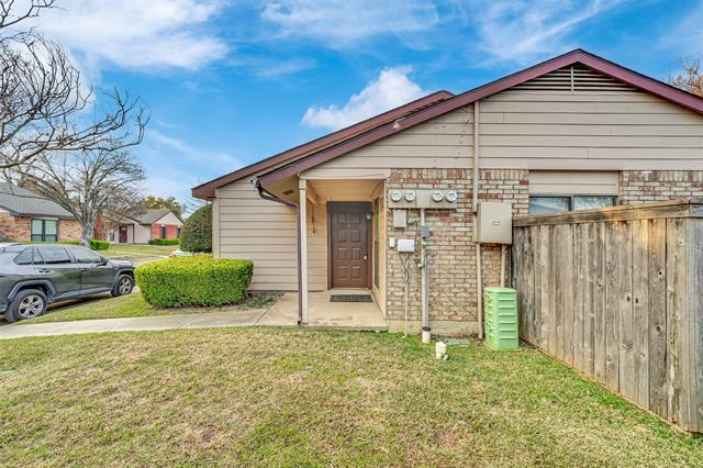 Foto del edificio - 2111 E Belt Line Rd