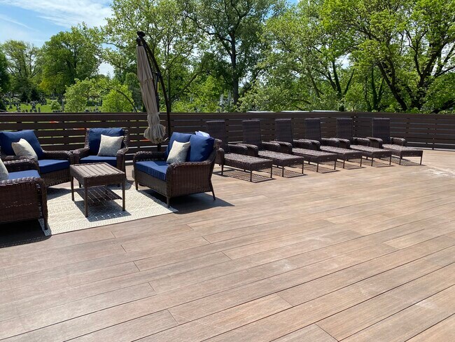 Foto del edificio - 4001 Ridge Ave