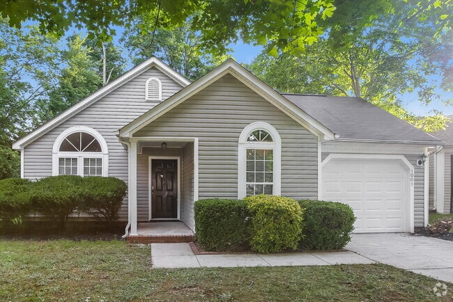 Building Photo - 1001 Salmon River Dr